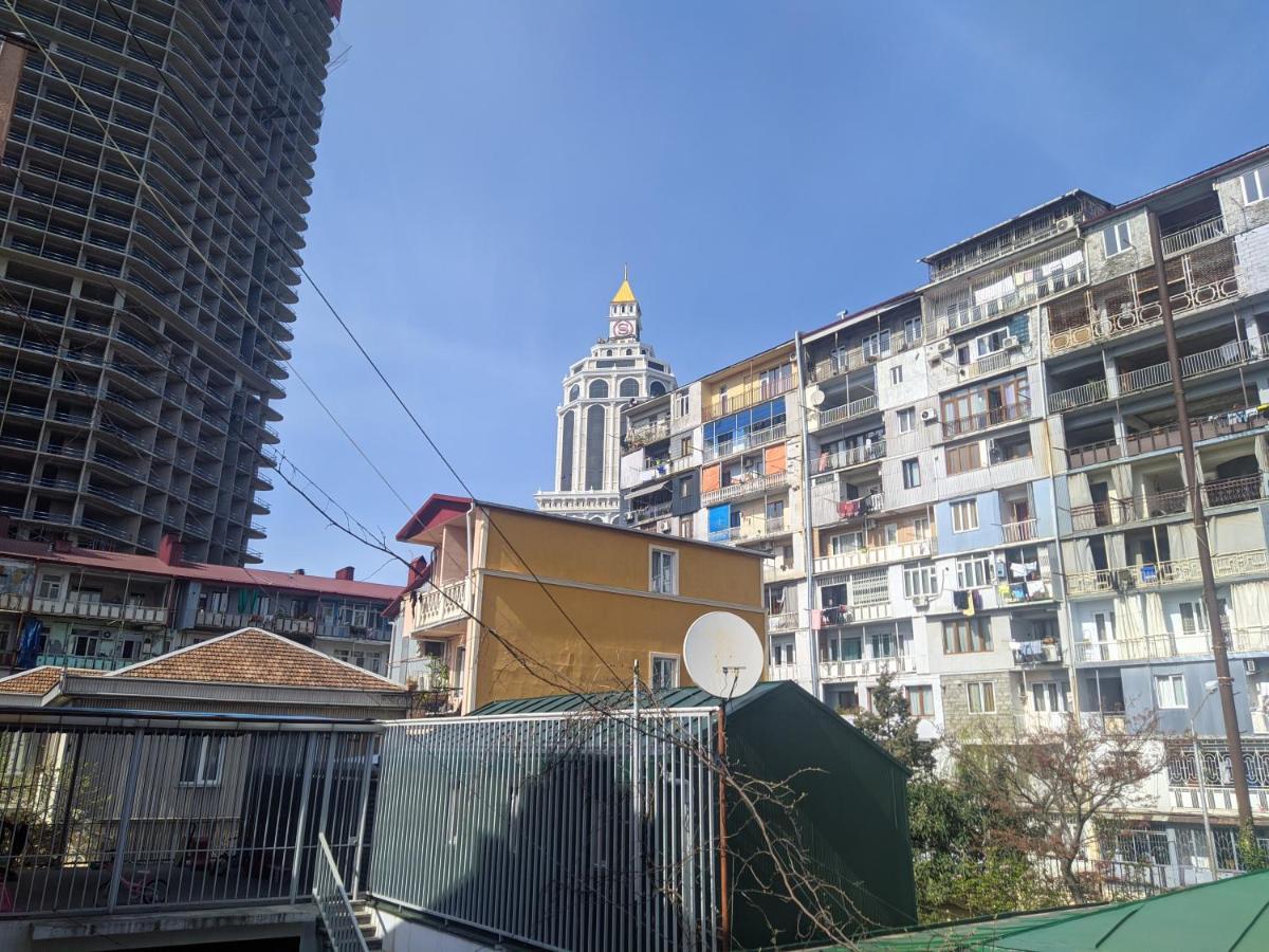 Guest House Kldiashvili Batumi Exterior photo